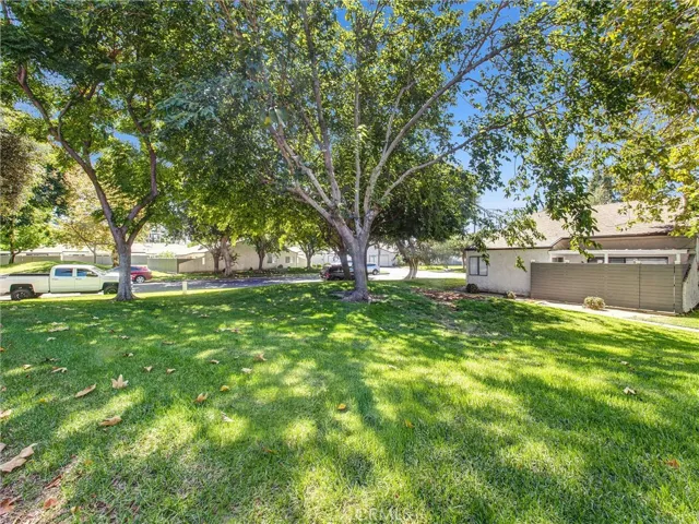 413 N Conestoga Way 11, Anaheim, California 92807