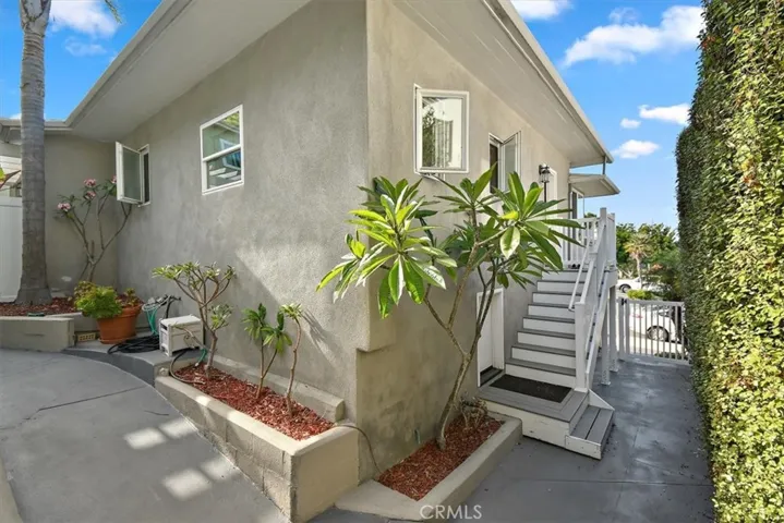 1534 Manhattan Beach Boulevard, Manhattan Beach, California 90266