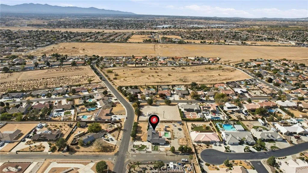 13288 13288 Choco Road, Apple Valley, California 92308 home-pic-45