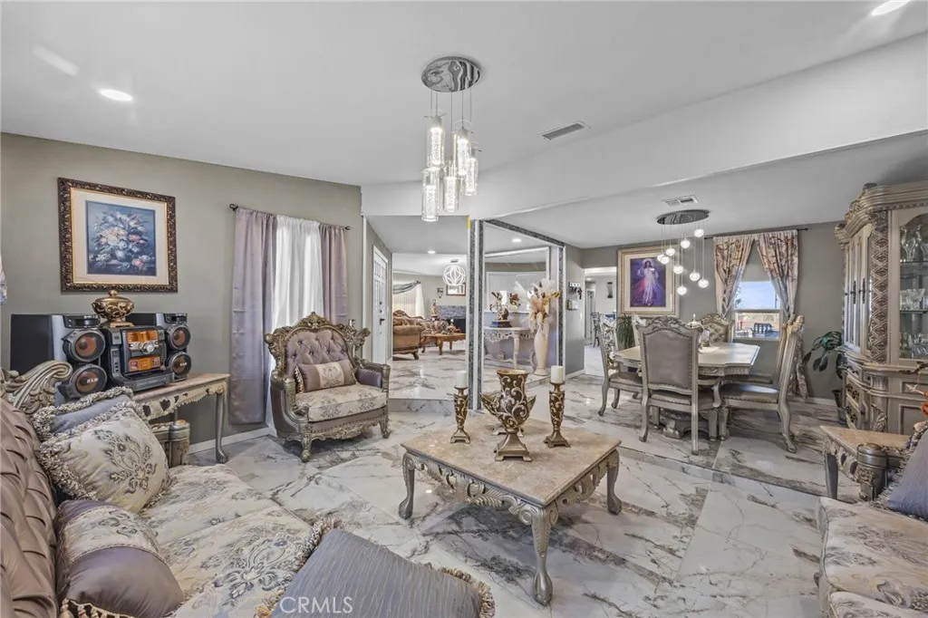 13288 13288 Choco Road, Apple Valley, California 92308 home-pic-10