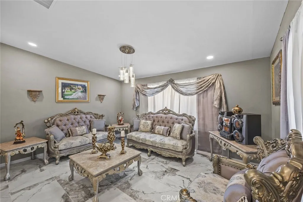 13288 13288 Choco Road, Apple Valley, California 92308 home-pic-8