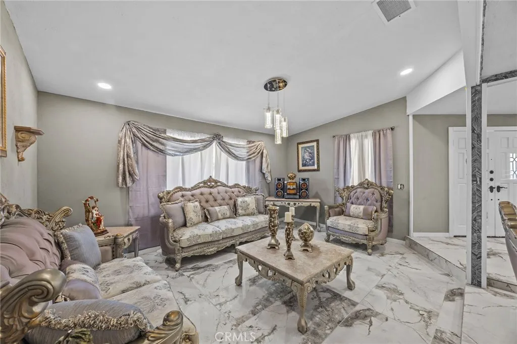 13288 13288 Choco Road, Apple Valley, California 92308 home-pic-9