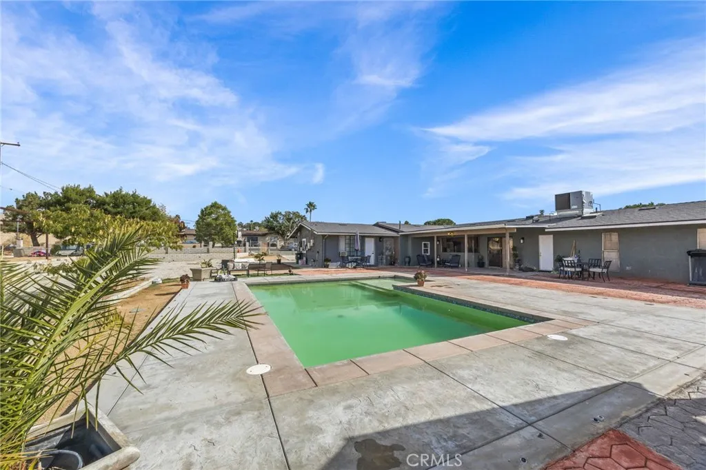 13288 13288 Choco Road, Apple Valley, California 92308 home-pic-37