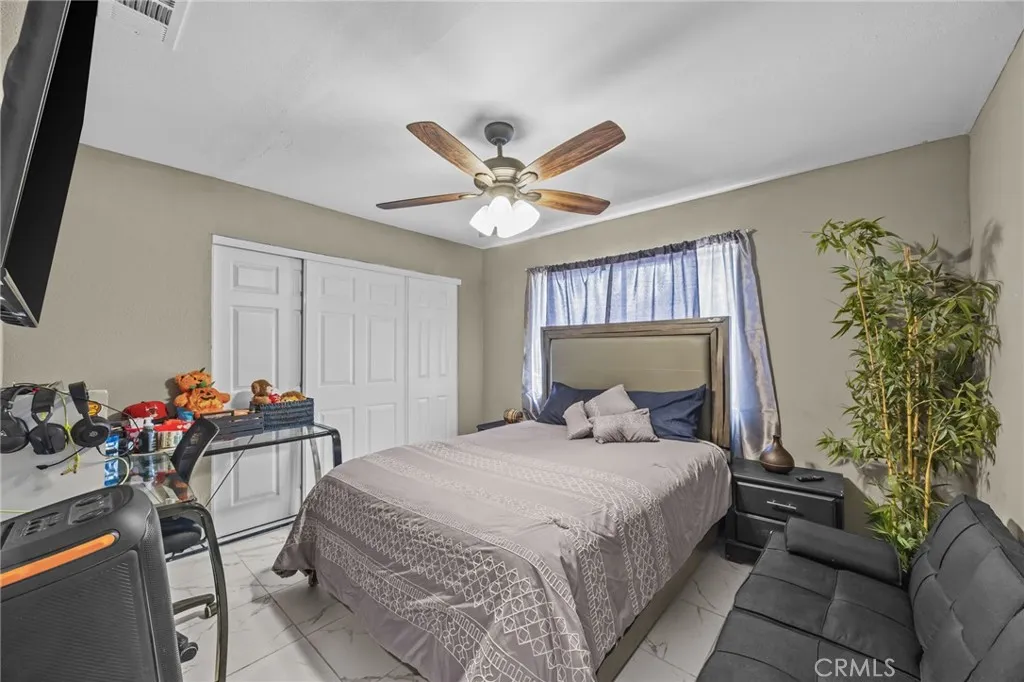 13288 13288 Choco Road, Apple Valley, California 92308 home-pic-22