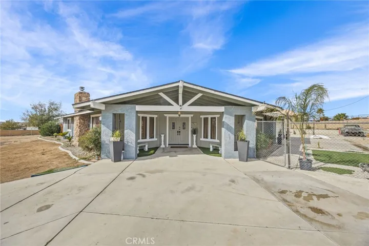 13288 13288 Choco Road, Apple Valley, California 92308