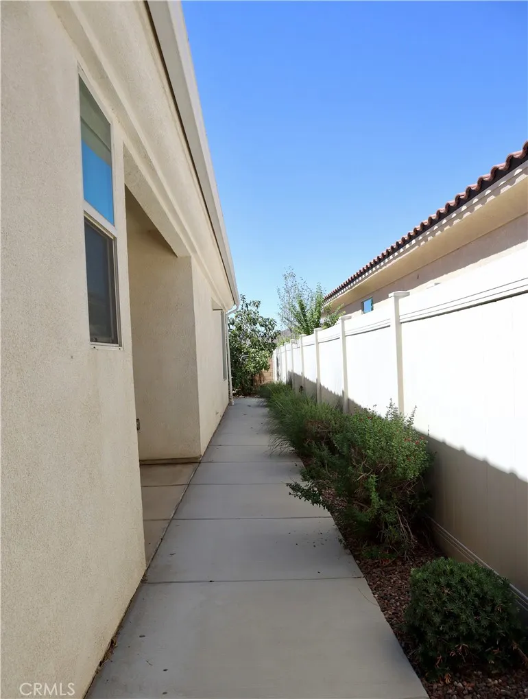1429 Camino Sueno, Hemet, California 92545 home-pic-27