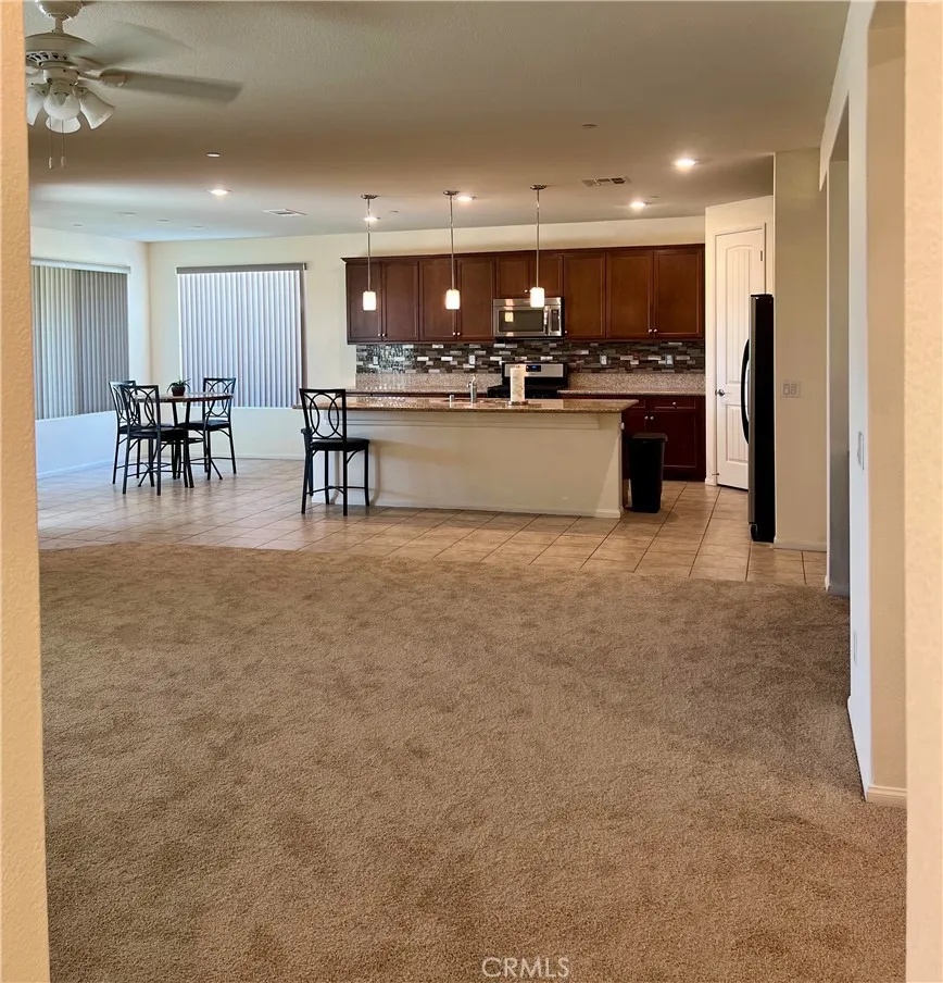 1429 Camino Sueno, Hemet, California 92545 home-pic-6