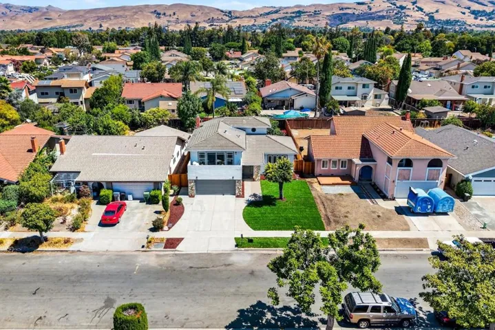 1690 Coraltree Place, San Jose, California 95131