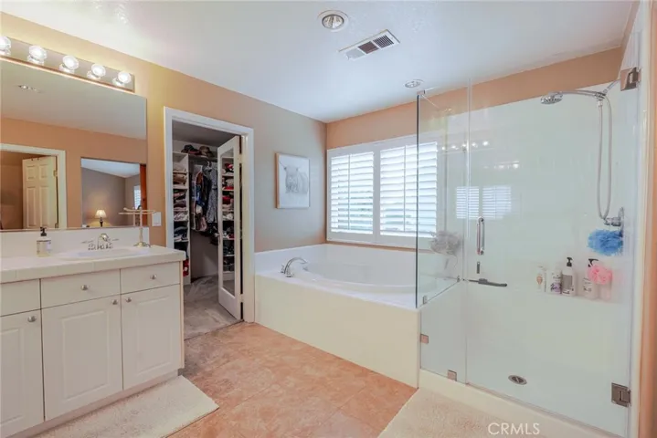 30331 Mallorca Place, Castaic, California 91384