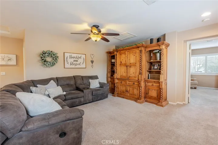30331 Mallorca Place, Castaic, California 91384
