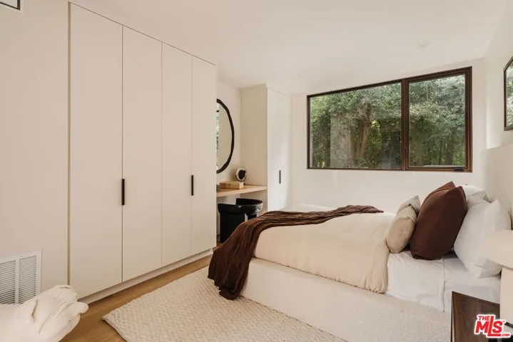 740 Amoroso Court, Venice, California 90291