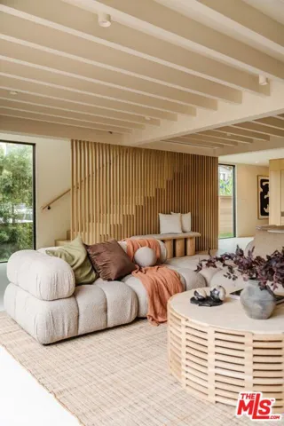740 Amoroso Court, Venice, California 90291