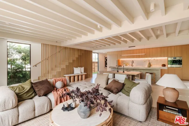 740 Amoroso Court, Venice, California 90291