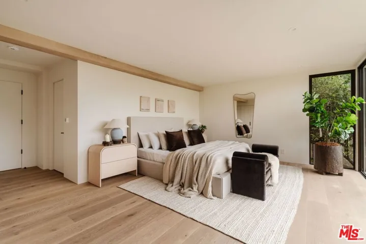 740 Amoroso Court, Venice, California 90291