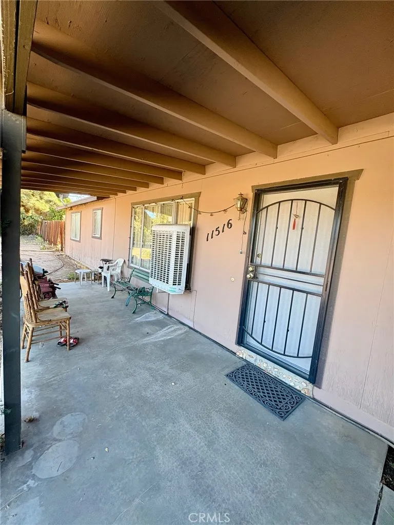 11516 11516 Oakwood Avenue, Hesperia, California 92345 home-pic-15