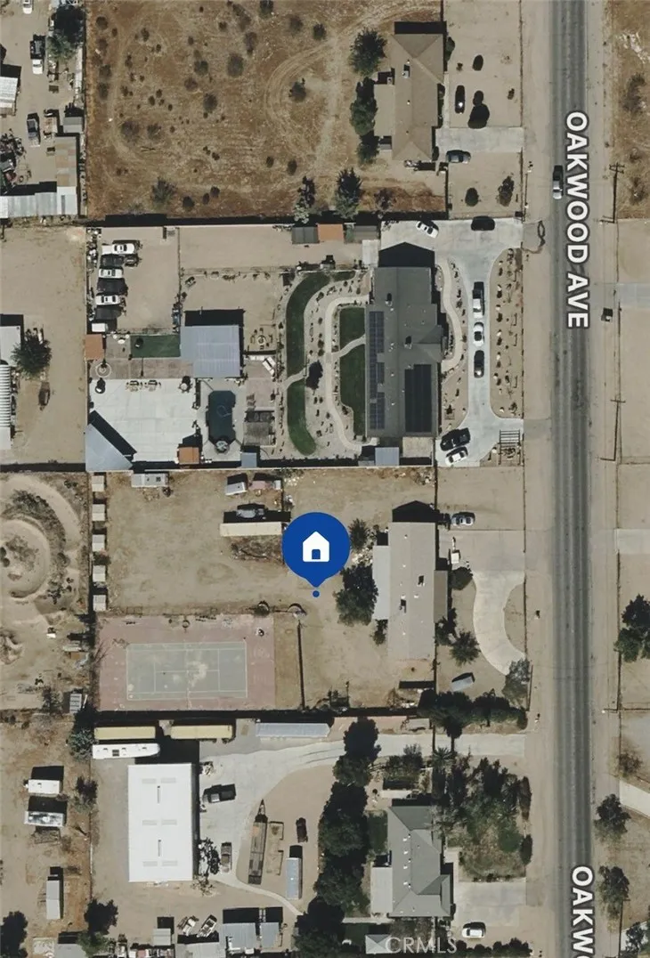 11516 11516 Oakwood Avenue, Hesperia, California 92345 home-pic-2