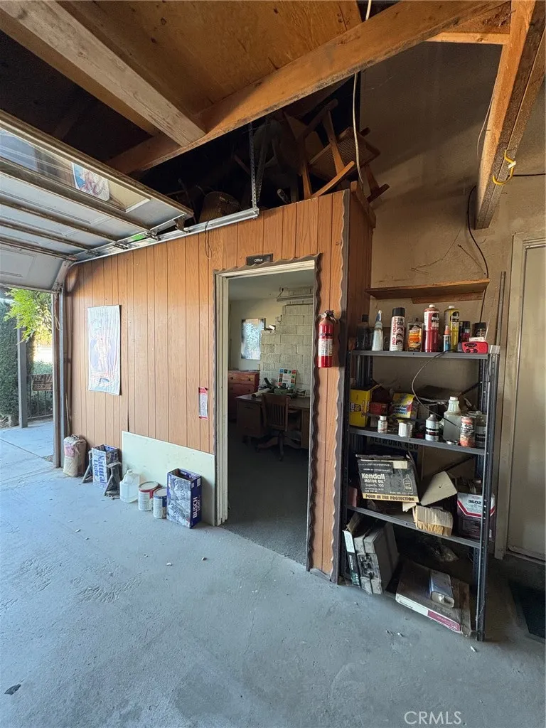 11516 11516 Oakwood Avenue, Hesperia, California 92345 home-pic-22