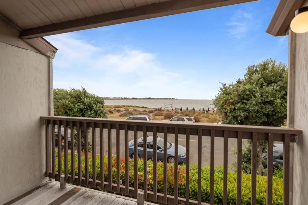 2101 Shore Line Drive 212, Alameda, California 94501 home-pic-20