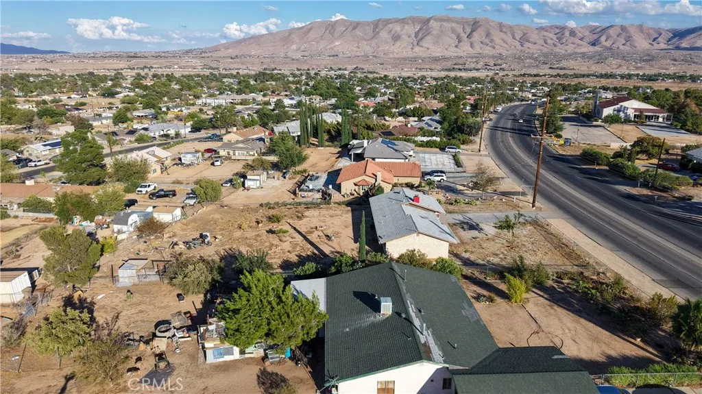 18548 Main Street, Hesperia, California 92345 home-pic-17