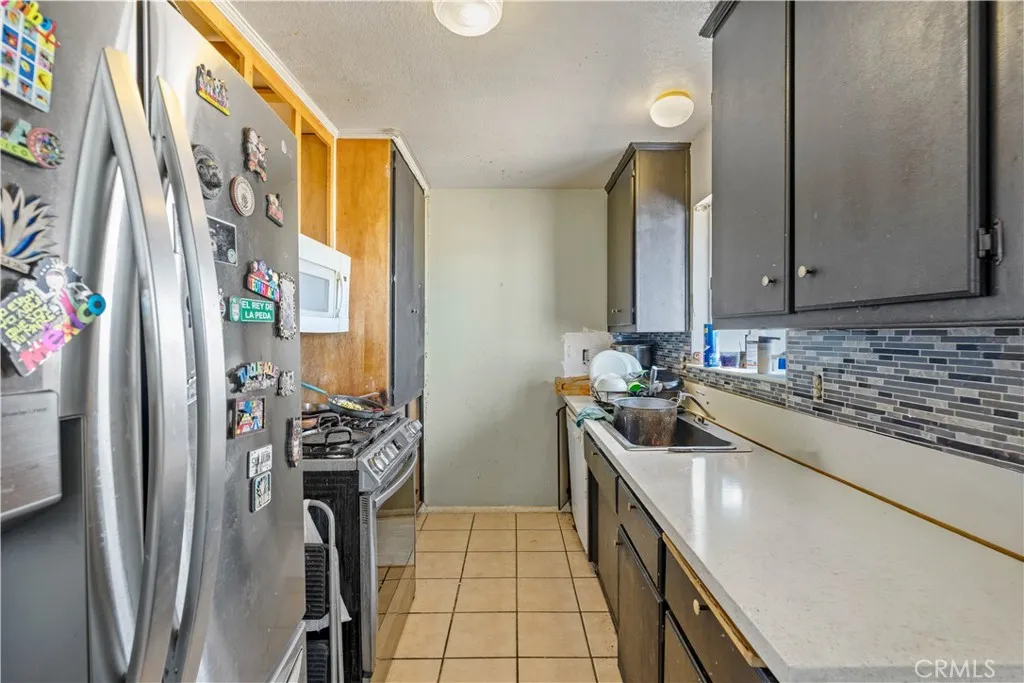 18548 Main Street, Hesperia, California 92345 home-pic-6