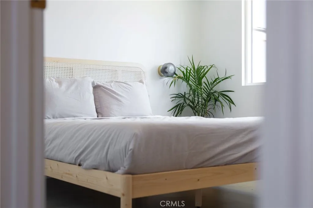 59676 Mitch Road, Landers, California 92285 home-pic-24