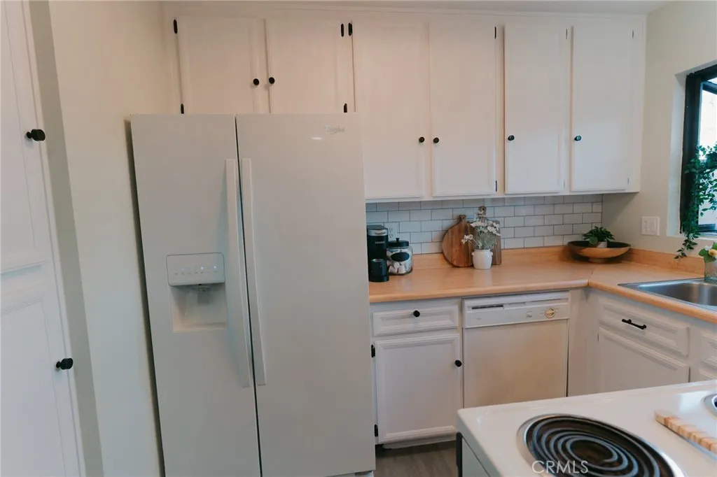 5875 Reo Ter E, San Diego, California 92139 home-pic-15