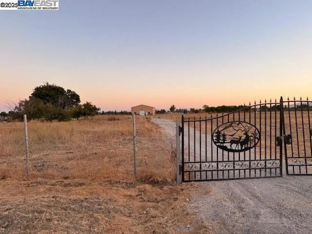 303 Blaine Lane, Knightsen, California 94548 — photo 4