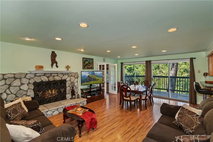 Living Room From Front Door
Fire in the fireplace is digitally added