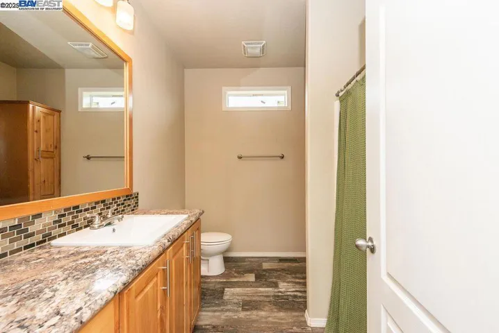 21679 Squaw Grass Trail, Redding, California 96003