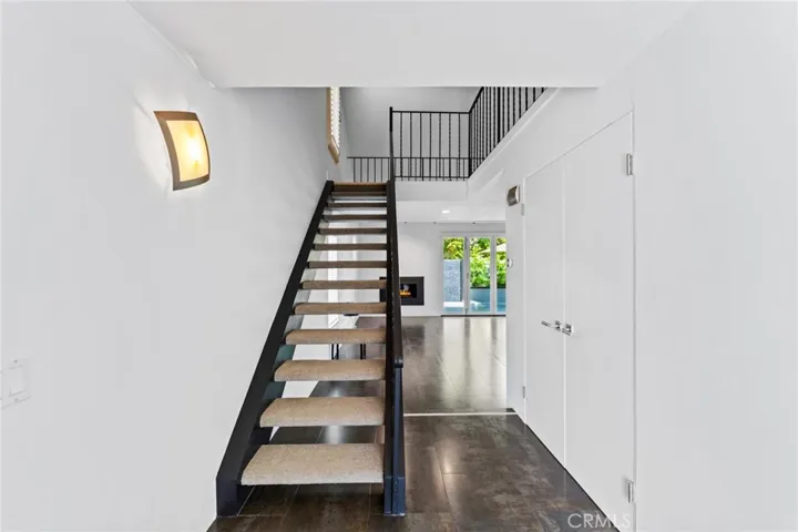 711 Ashland Drive, Huntington Beach, California 92648