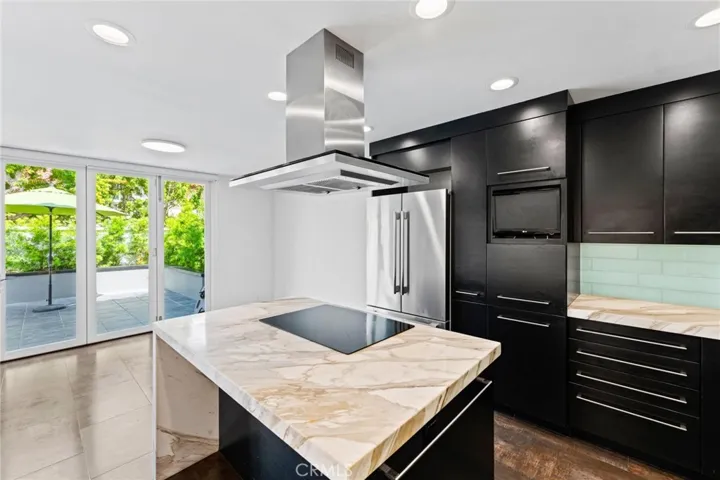 711 Ashland Drive, Huntington Beach, California 92648
