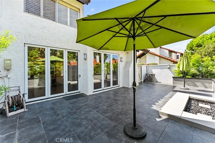 Private upgraded patio