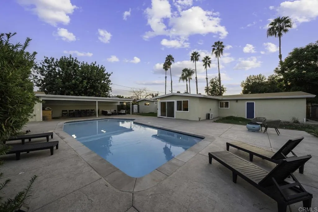 9903 Lindo Lake Place, Lakeside, California 92040 home-pic-38