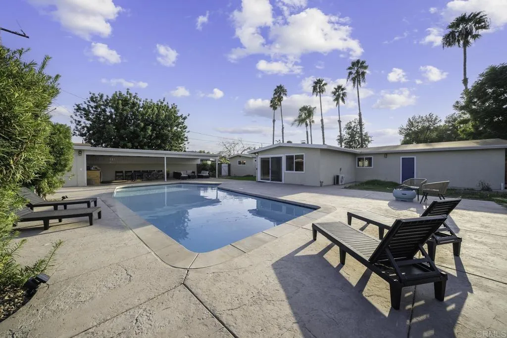 9903 Lindo Lake Place, Lakeside, California 92040 home-pic-36