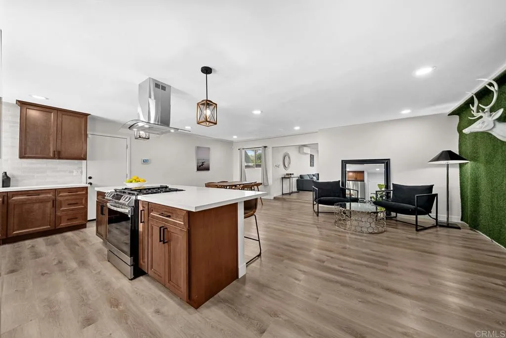 9903 Lindo Lake Place, Lakeside, California 92040 home-pic-2