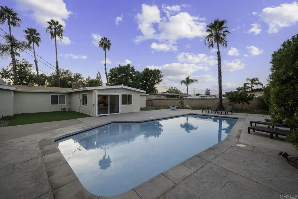 9903 Lindo Lake Place, Lakeside, California 92040 home-pic-34