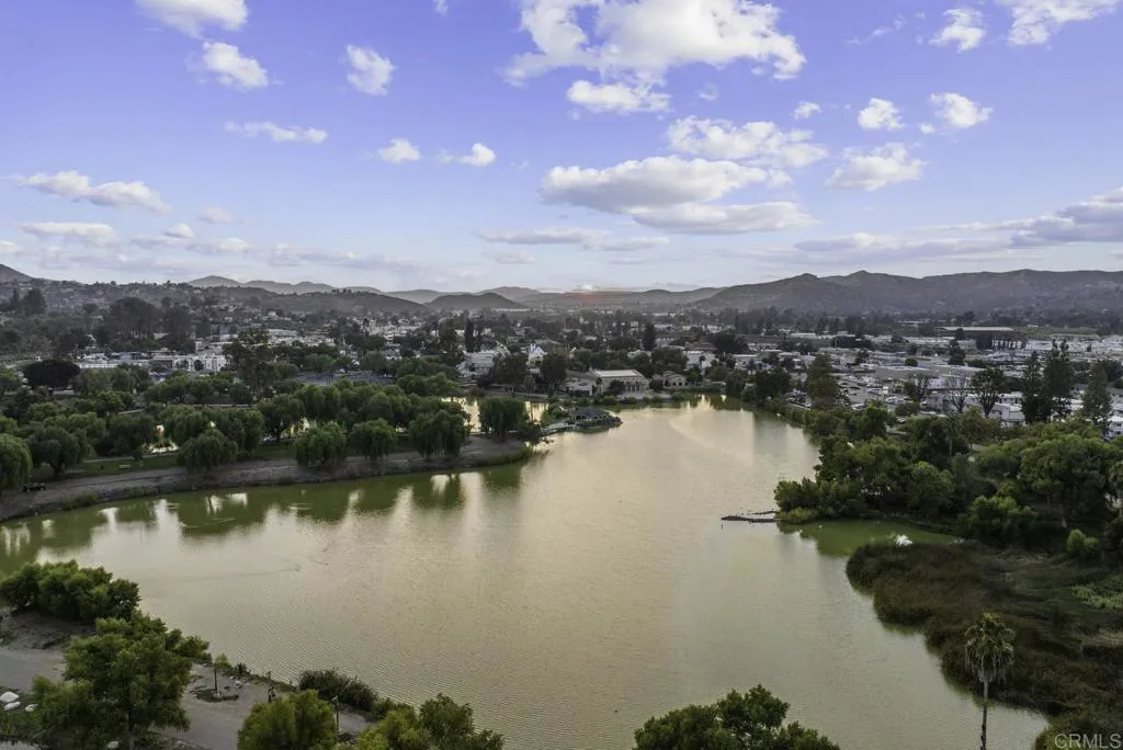 9903 Lindo Lake Place, Lakeside, California 92040 home-pic-65