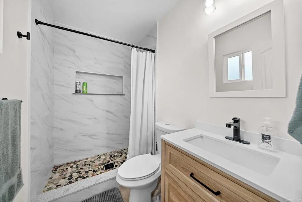 9903 Lindo Lake Place, Lakeside, California 92040 home-pic-19