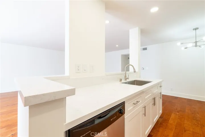 1825 Selby Ave 102, Los Angeles, California 90025