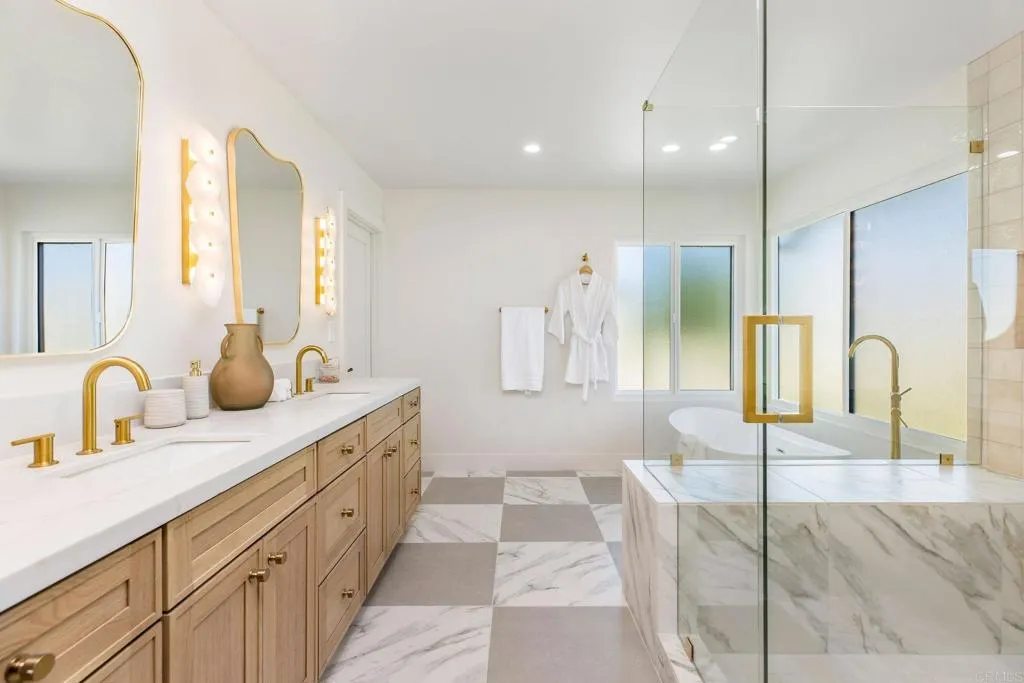 6234 Watertree Ct, Agoura Hills, California 91301 home-pic-18