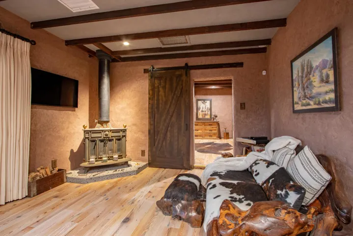 18-Living-Room