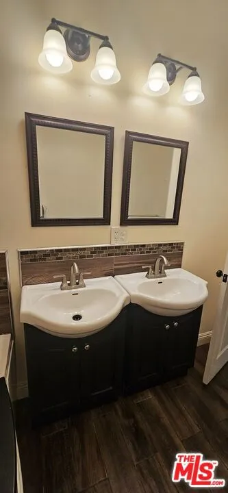 2000 W 68th Street, Los Angeles, California 90047 home-pic-20