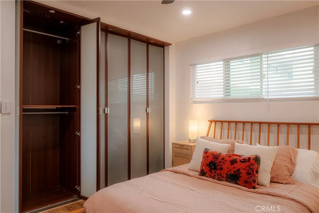 1187 E 3rd 209, Long Beach, California 90802 home-pic-18