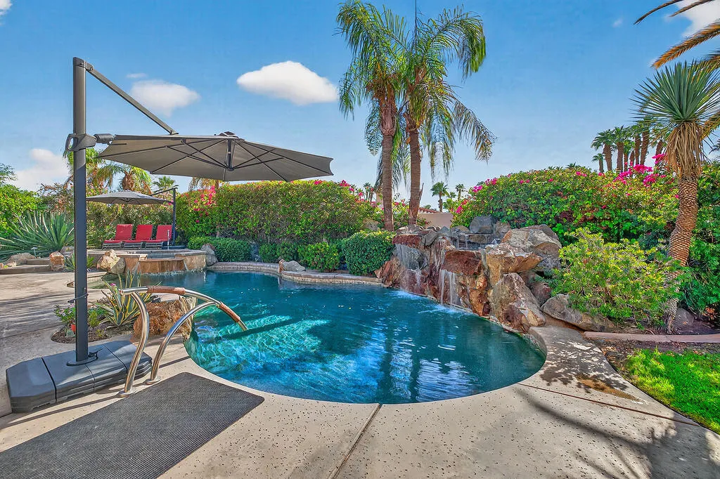 pool-2