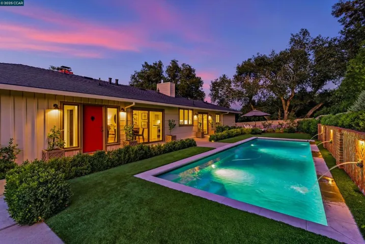 47 Charles Hill Cir, Orinda, California 94563