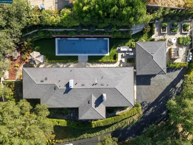47 Charles Hill Cir, Orinda, California 94563