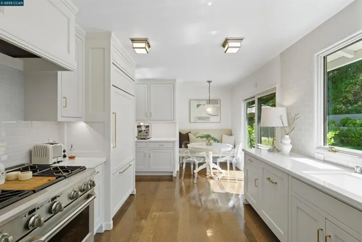 47 Charles Hill Cir, Orinda, California 94563