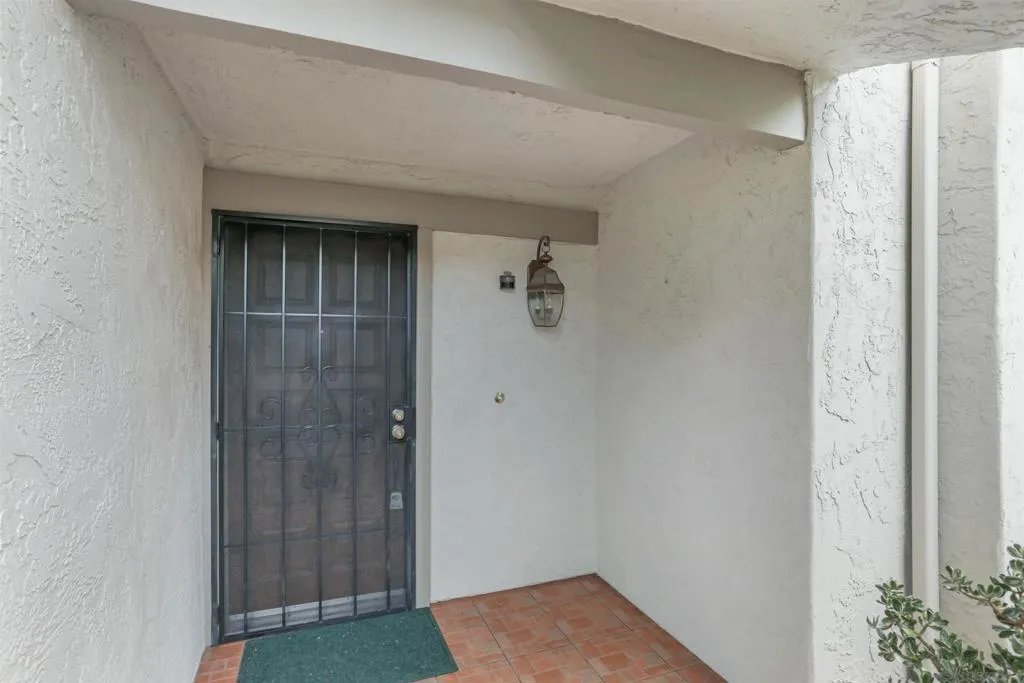 12094 Caminito Campana, San Diego, California 92128 home-pic-4