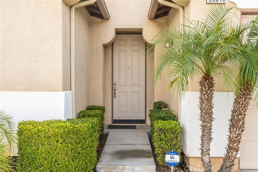 28913 Avalon Avenue, Moreno Valley, California 92555 home-pic-3