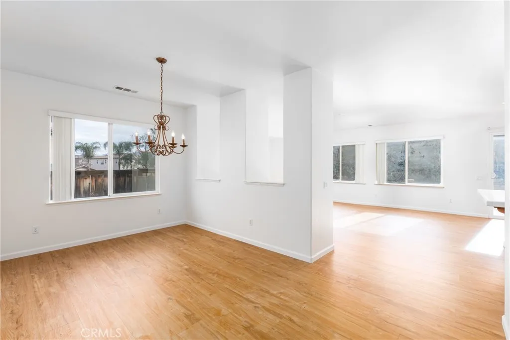 28913 Avalon Avenue, Moreno Valley, California 92555 home-pic-14